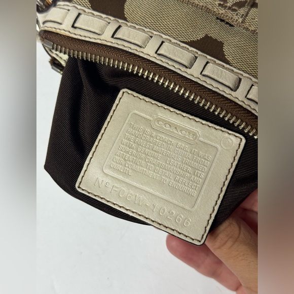 COACH Signature Stripe Bag Python Snake Crossbody Swingpack F06W-10266 - Picture 5 of 12